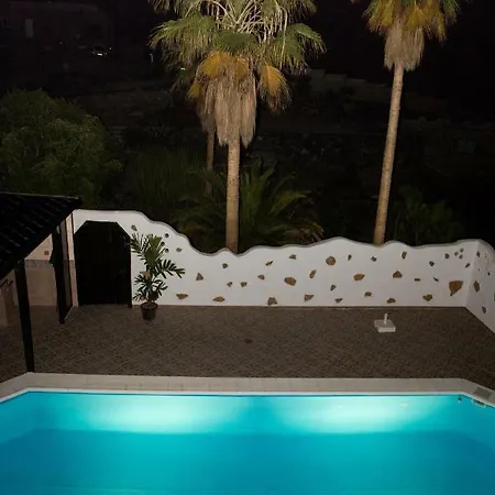 Casantilvia Heated Pool Paradise Apartmán